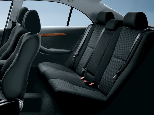 Toyota Avensis foto 47