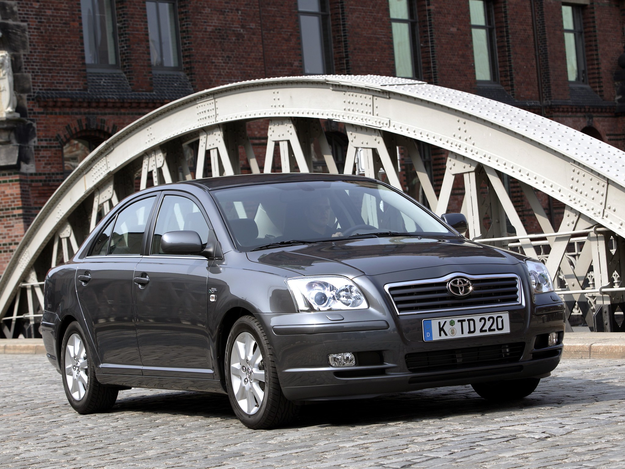 Toyota Avensis photo 21