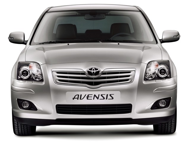 Toyota Avensis foto 20