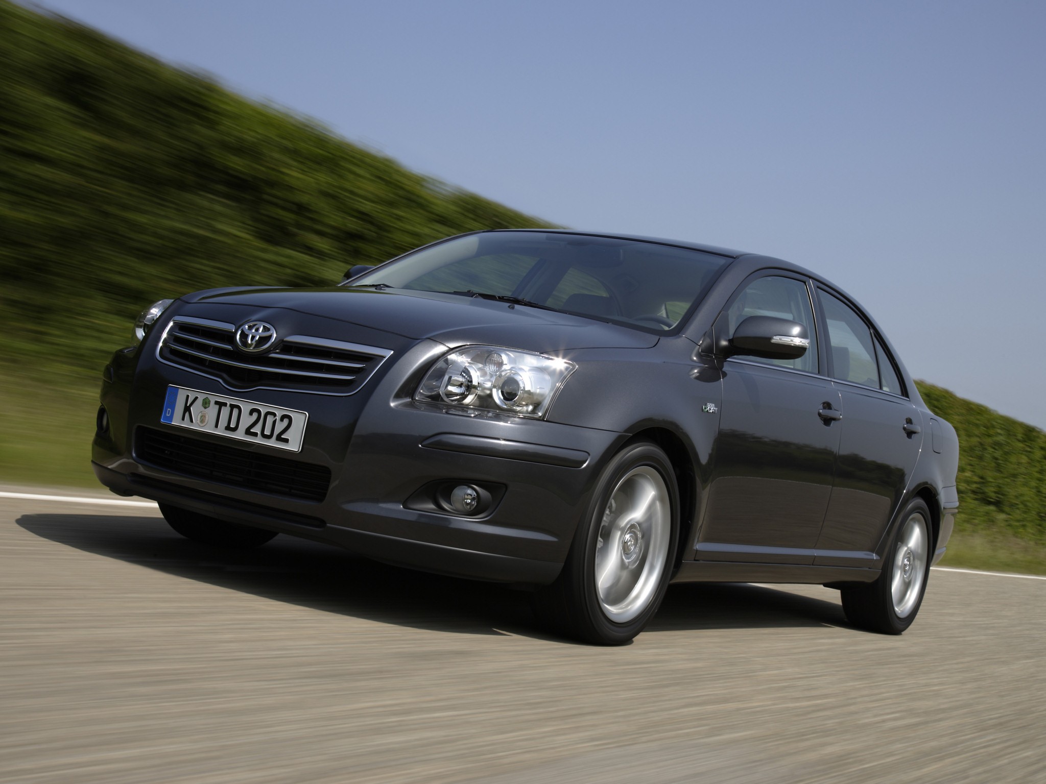 Toyota Avensis photo 26