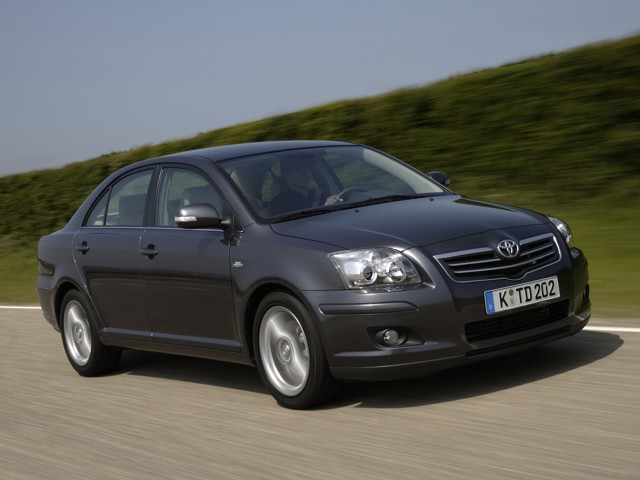 Toyota Avensis foto 28