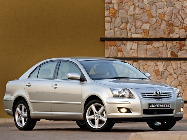 Toyota Avensis foto 39
