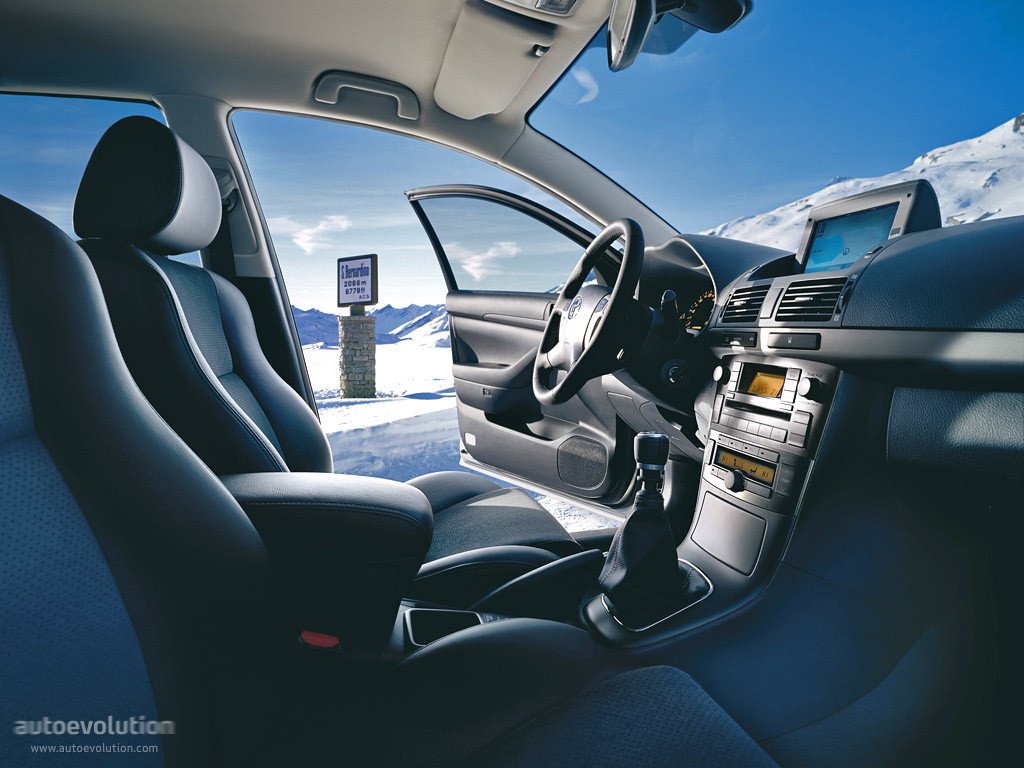 Toyota Avensis photo 42
