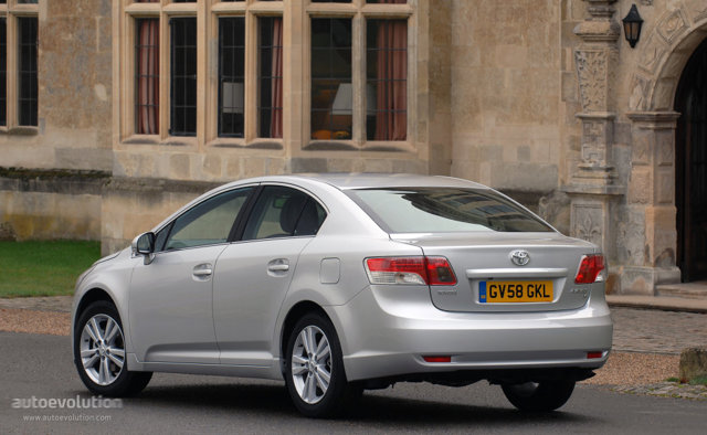 Toyota Avensis photo 11