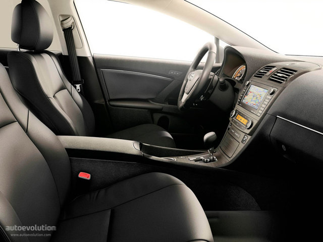 Toyota Avensis photo 21