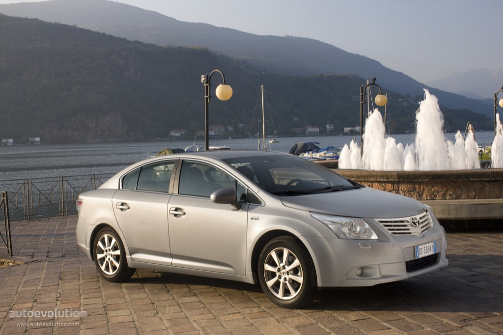 Toyota Avensis photo 3