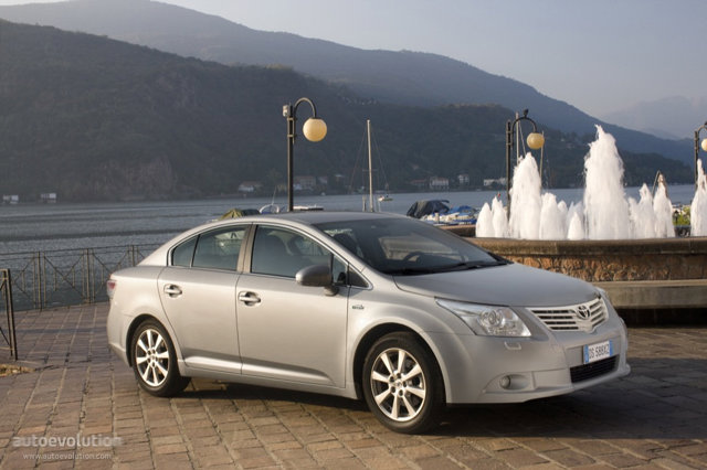 Toyota Avensis photo 3