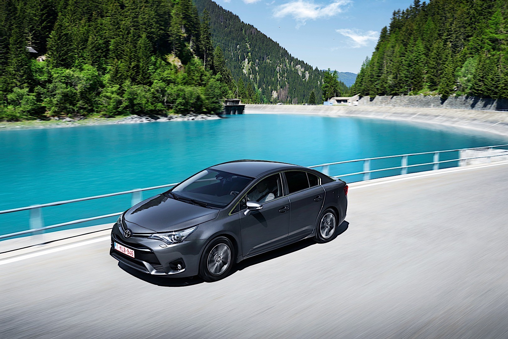 Toyota Avensis photo 40