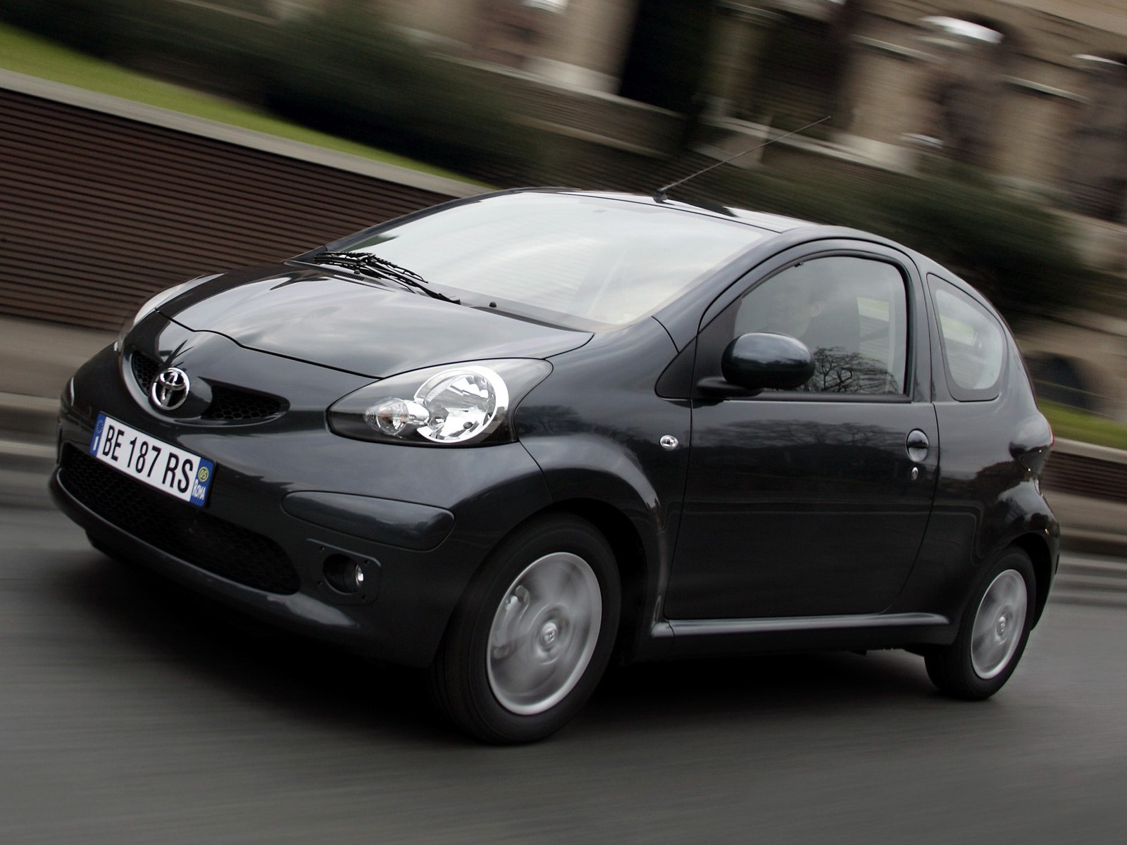 Toyota Aygo 3 Doors photo 14