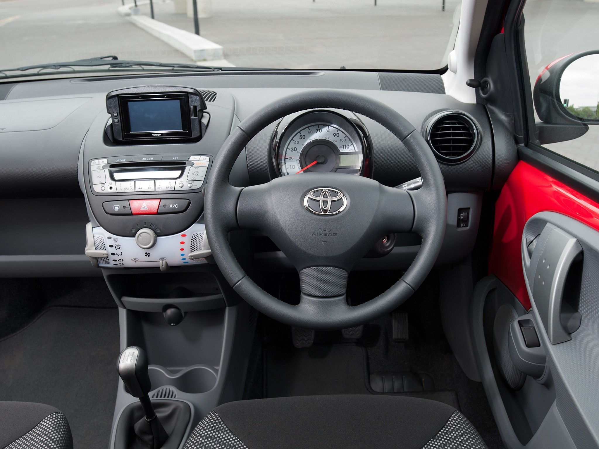 Toyota Aygo 3 Doors photo 22