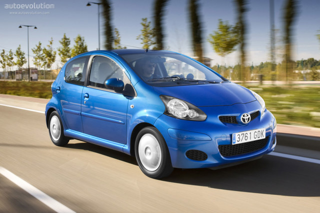 Toyota Aygo 3 Doors photo 4