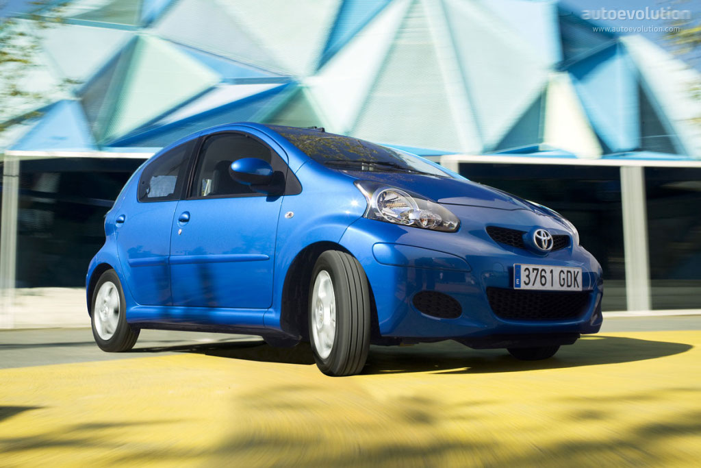 Toyota Aygo 3 Doors photo 6