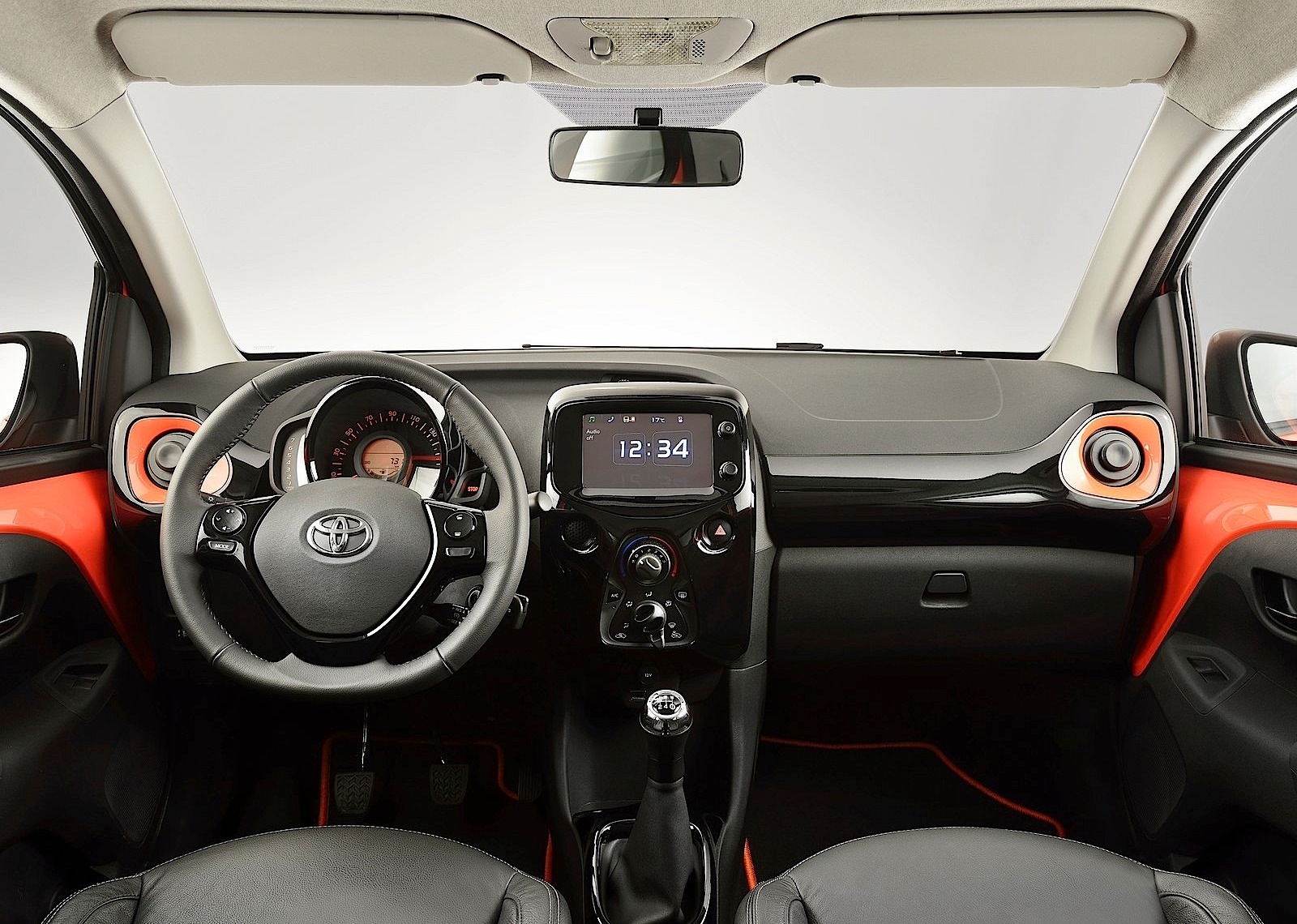 Toyota Aygo 5 Doors photo 99