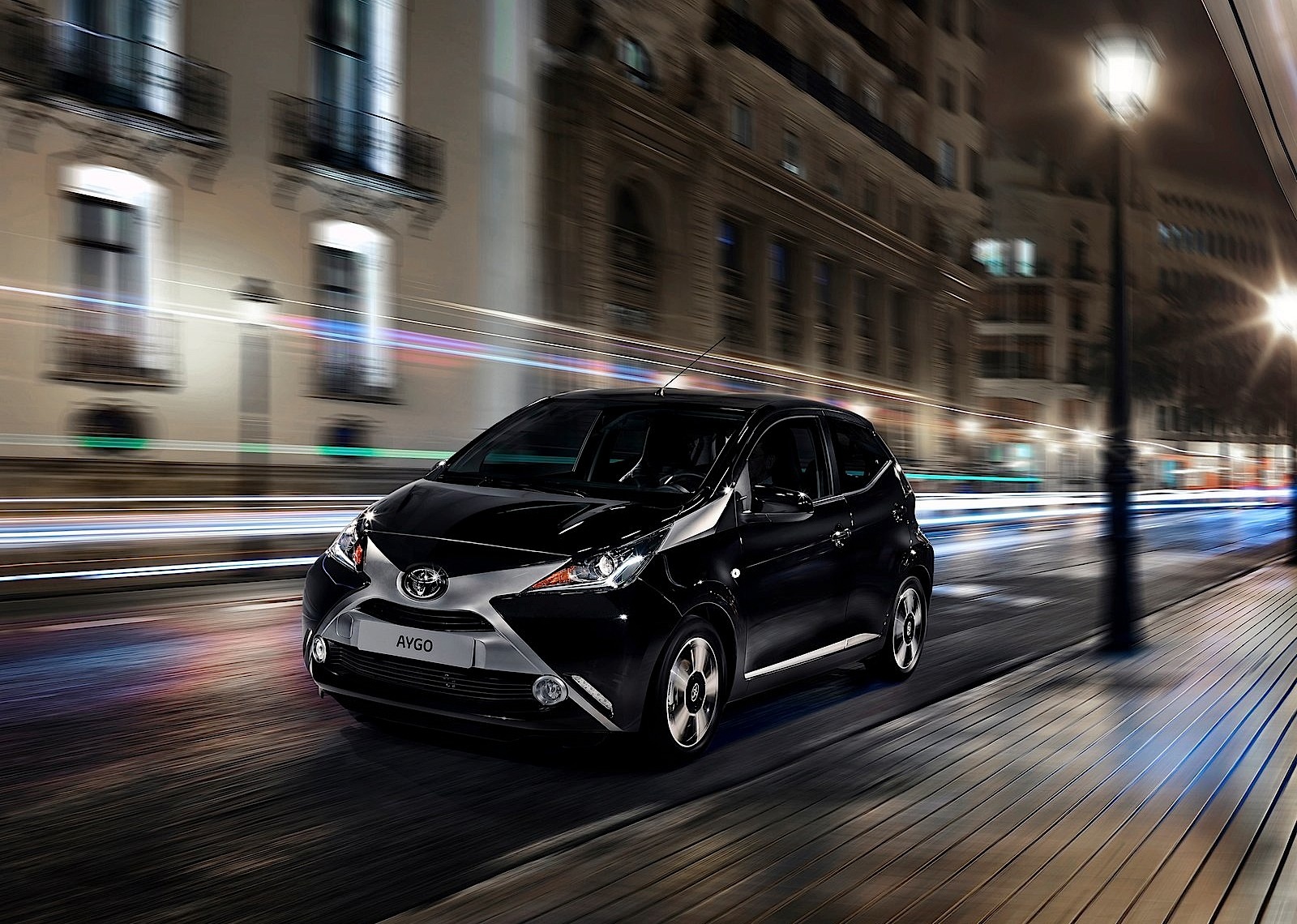 Toyota Aygo 5 Doors photo 10