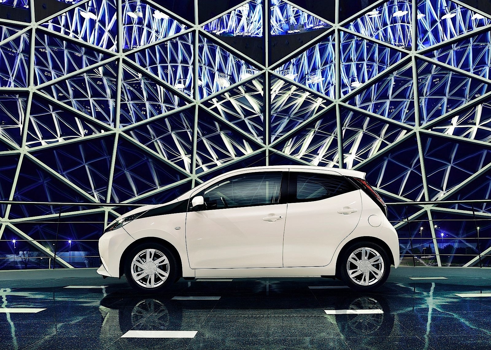 Toyota Aygo 5 Doors photo 20