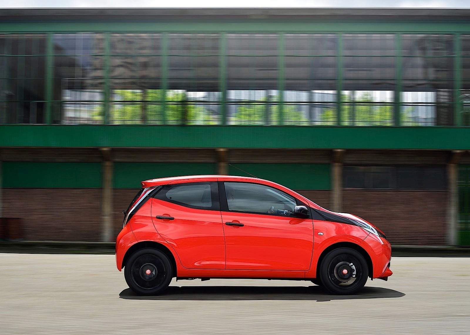 Toyota Aygo 5 Doors photo 23
