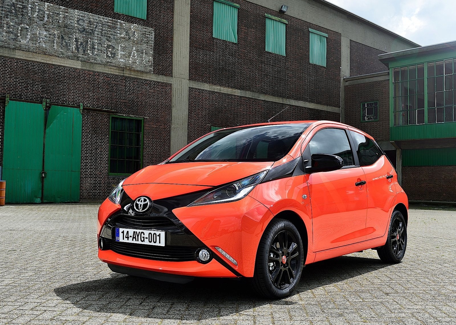 Toyota Aygo 5 Doors photo 34
