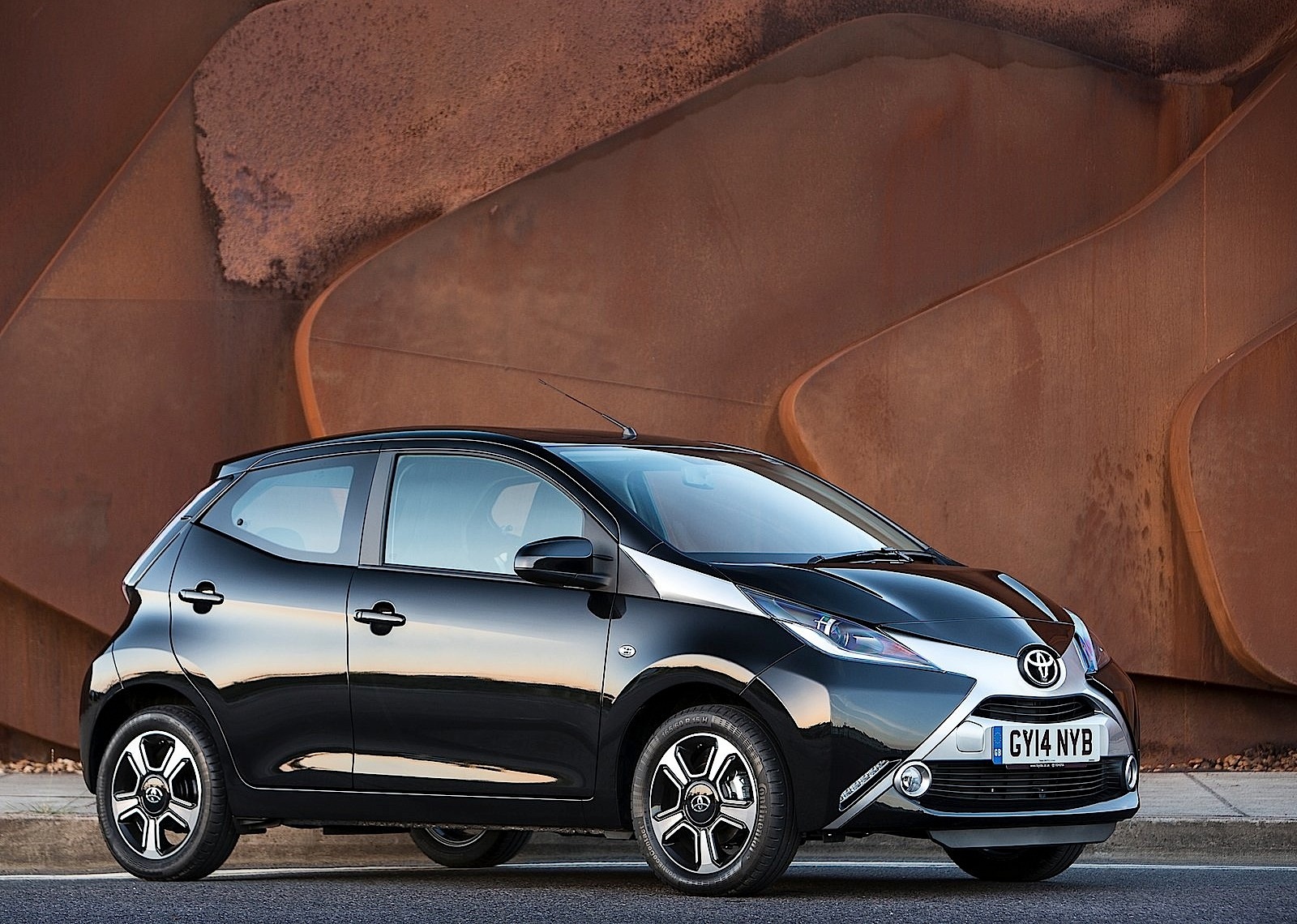 Toyota Aygo 5 Doors photo 35