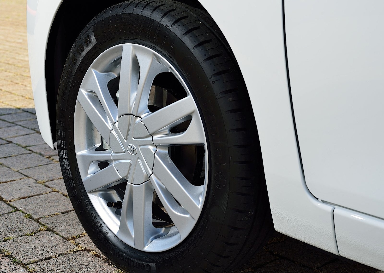 Toyota Aygo 5 Doors photo 38