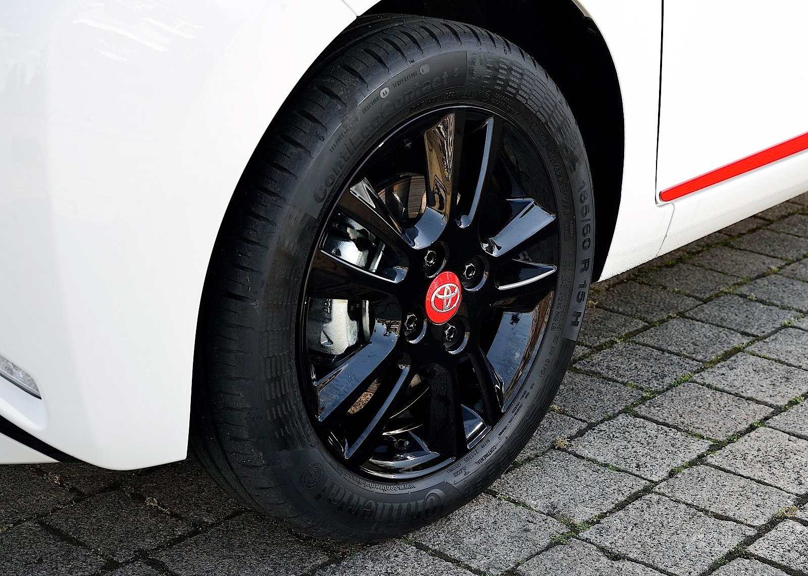 Toyota Aygo 5 Doors photo 39