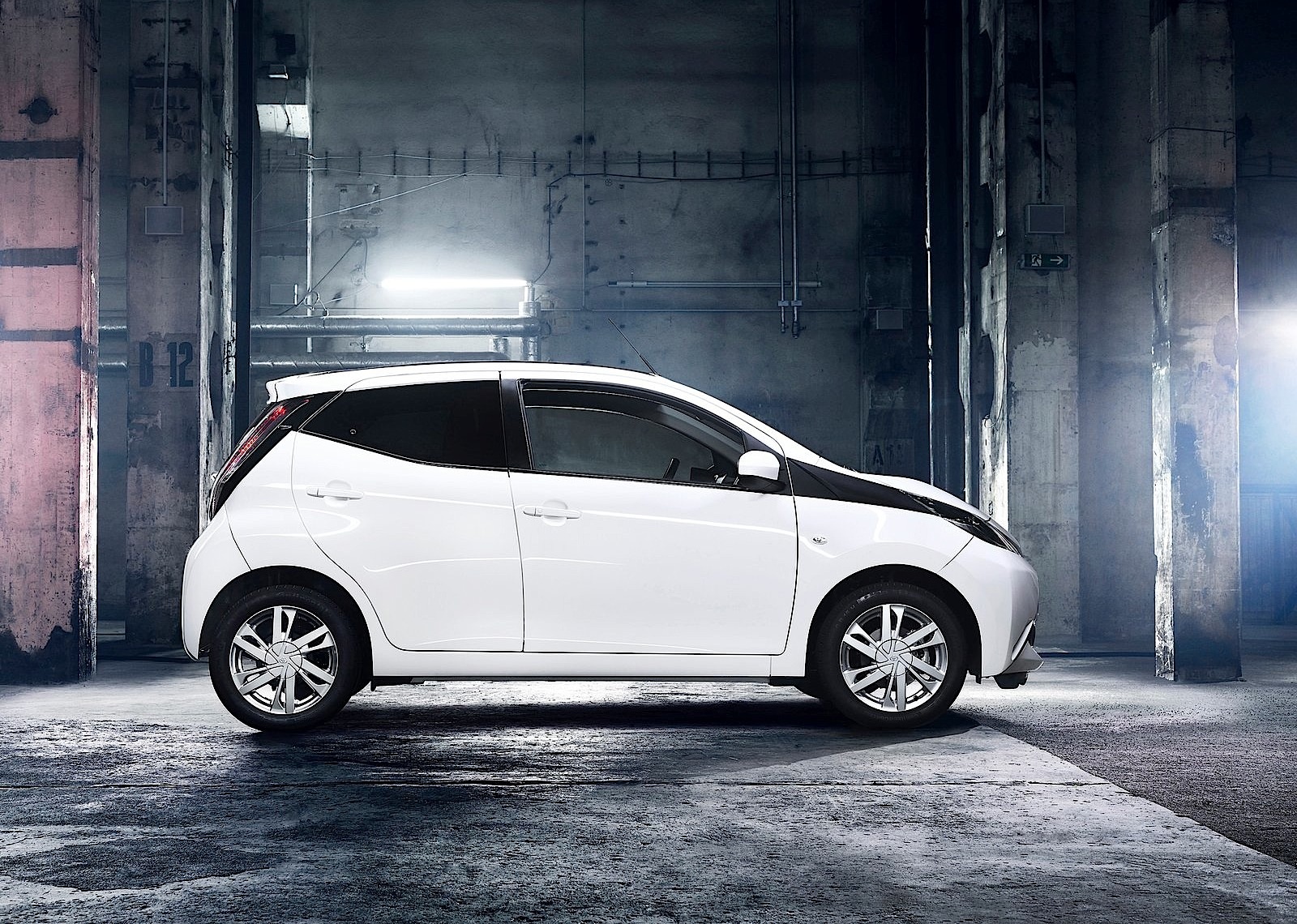 Toyota Aygo 5 Doors photo 63