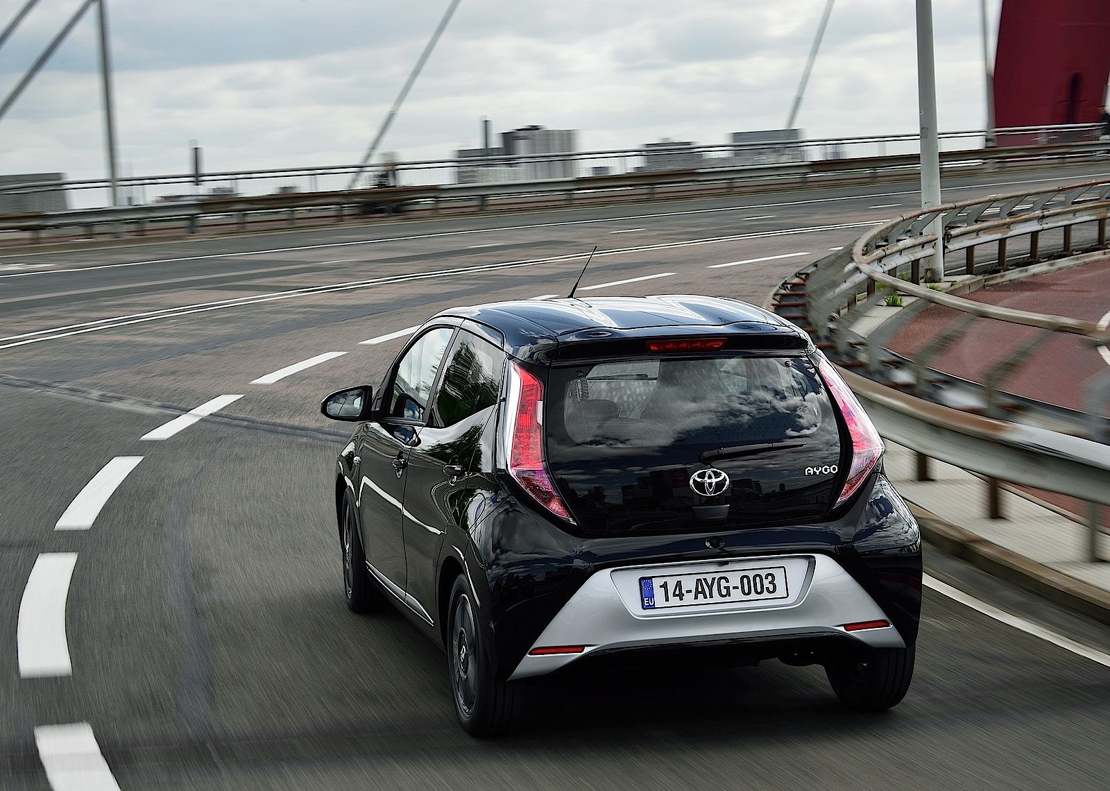 Toyota Aygo 5 Doors photo 73