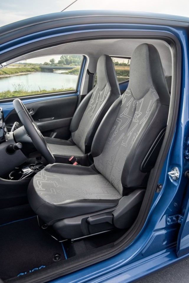 Toyota Aygo 5 Doors photo 41
