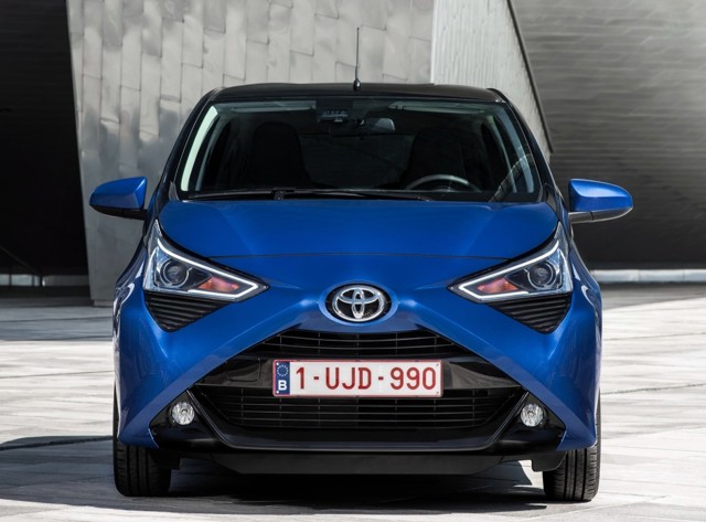 Toyota Aygo 5 Doors photo 16