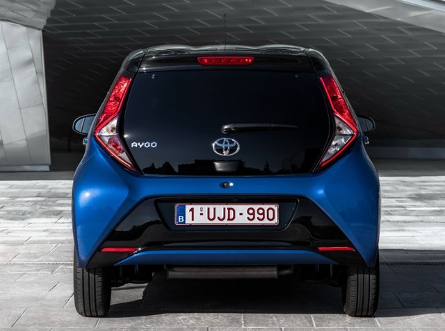 Toyota Aygo 5 Doors photo 23