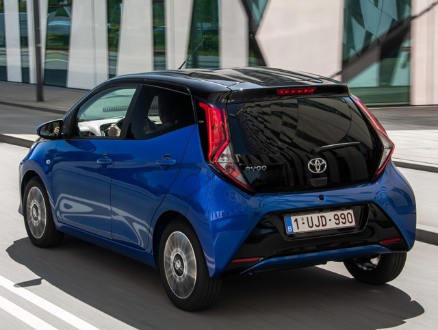 Toyota Aygo 5 Doors photo 30