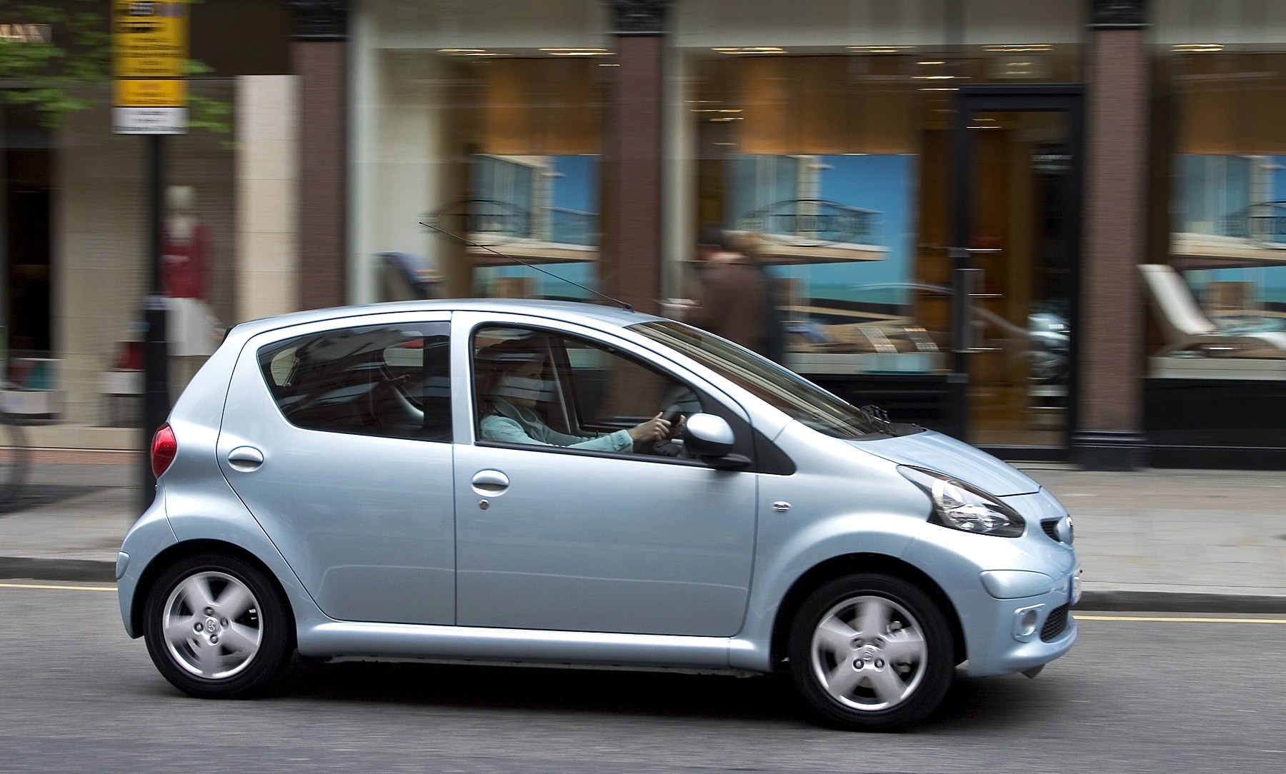 Toyota Aygo 5 Doors photo 7