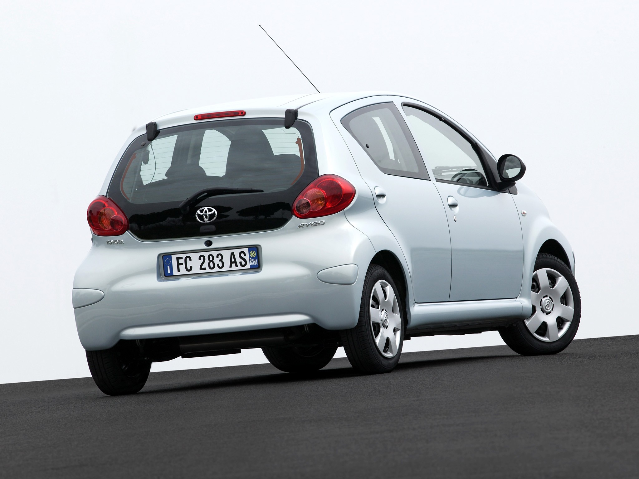 Toyota Aygo 5 Doors photo 28