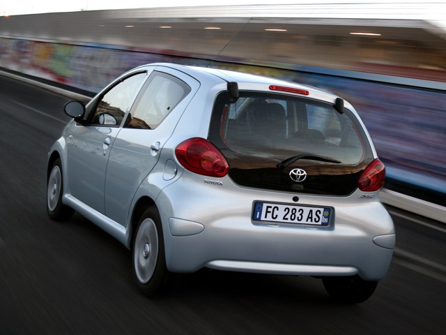 Toyota Aygo 5 Doors photo 29