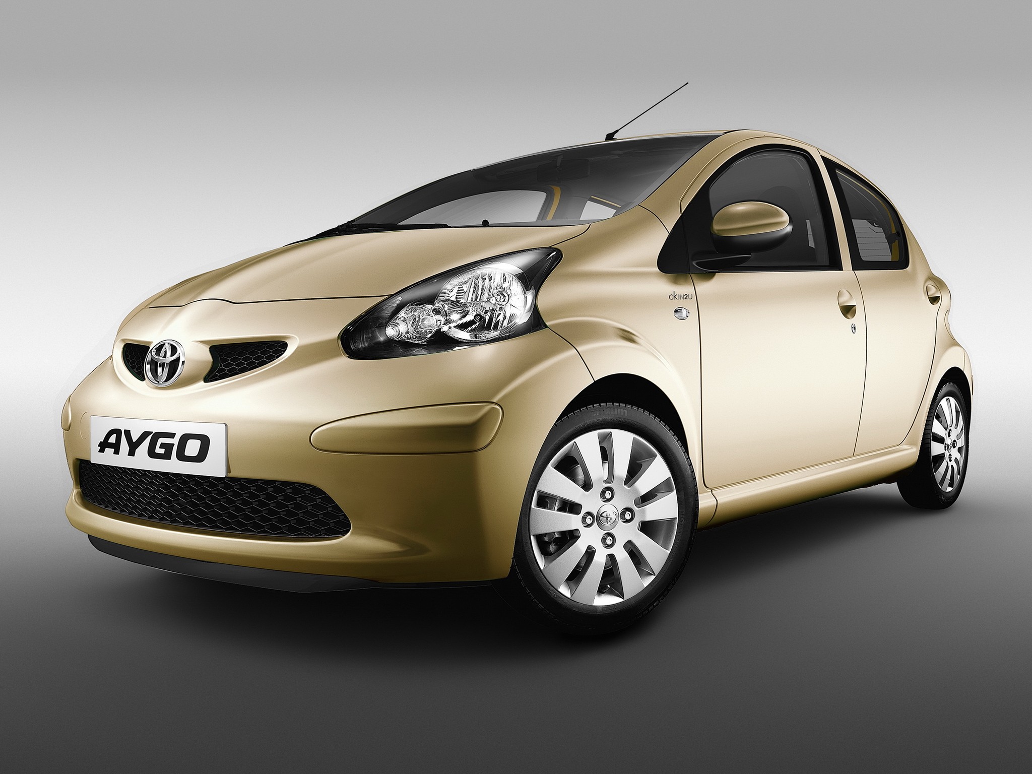 Toyota Aygo 5 Doors photo 6