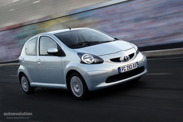Toyota Aygo 5 Doors photo 5
