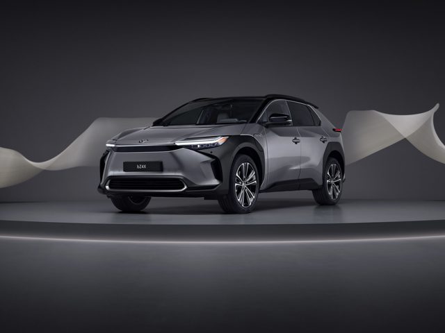 Toyota Bz photo 22