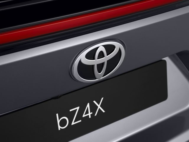 Toyota Bz photo 30