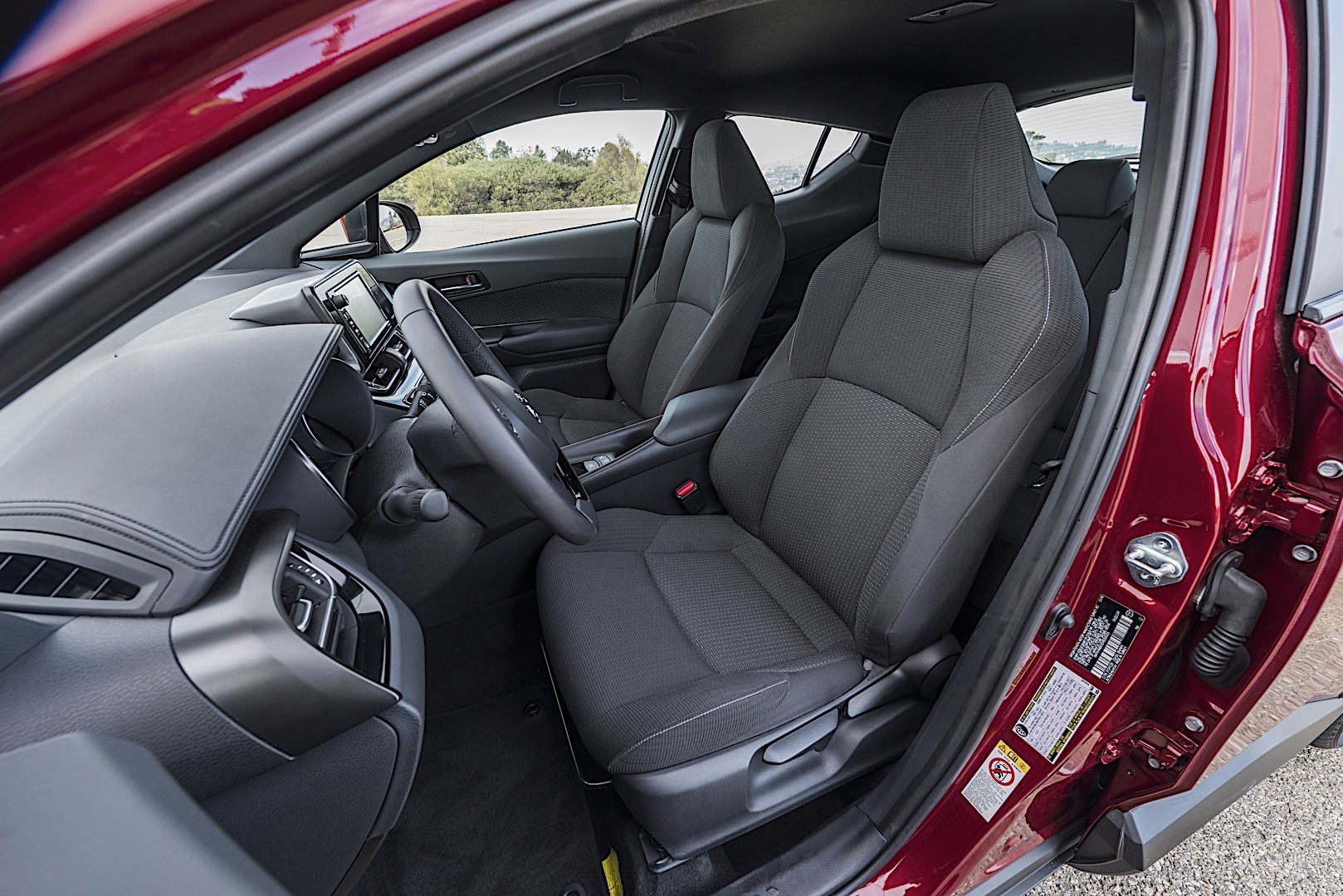 Toyota C-Hr photo 73