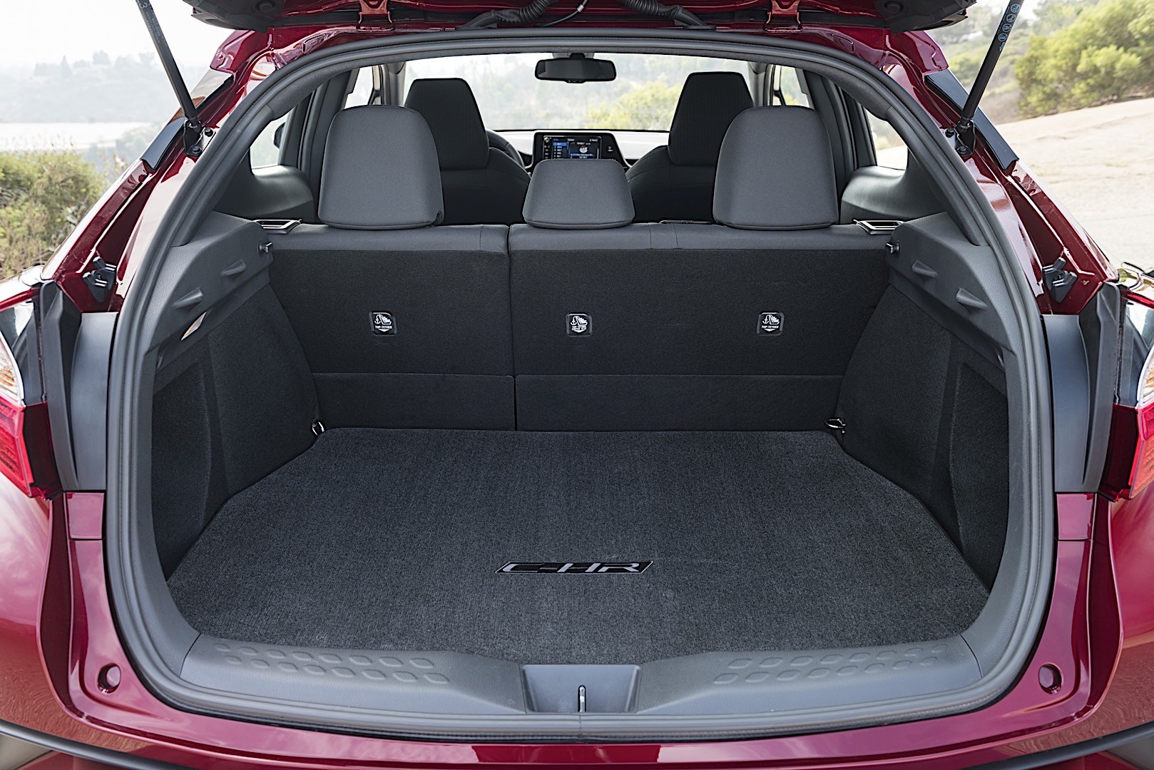 Toyota C-Hr photo 79