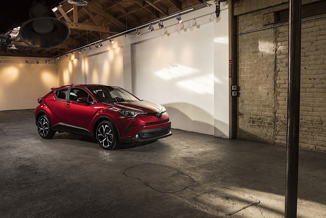 Toyota C-Hr photo 4
