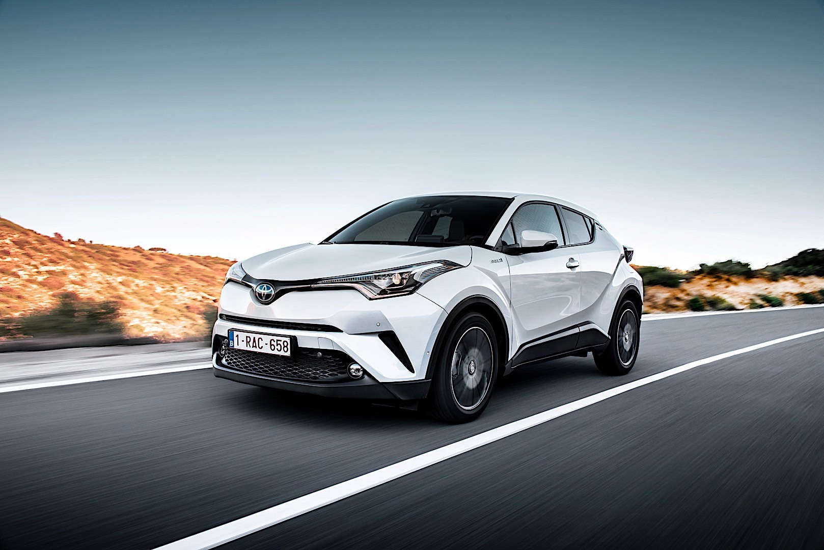 Toyota C-Hr photo 5