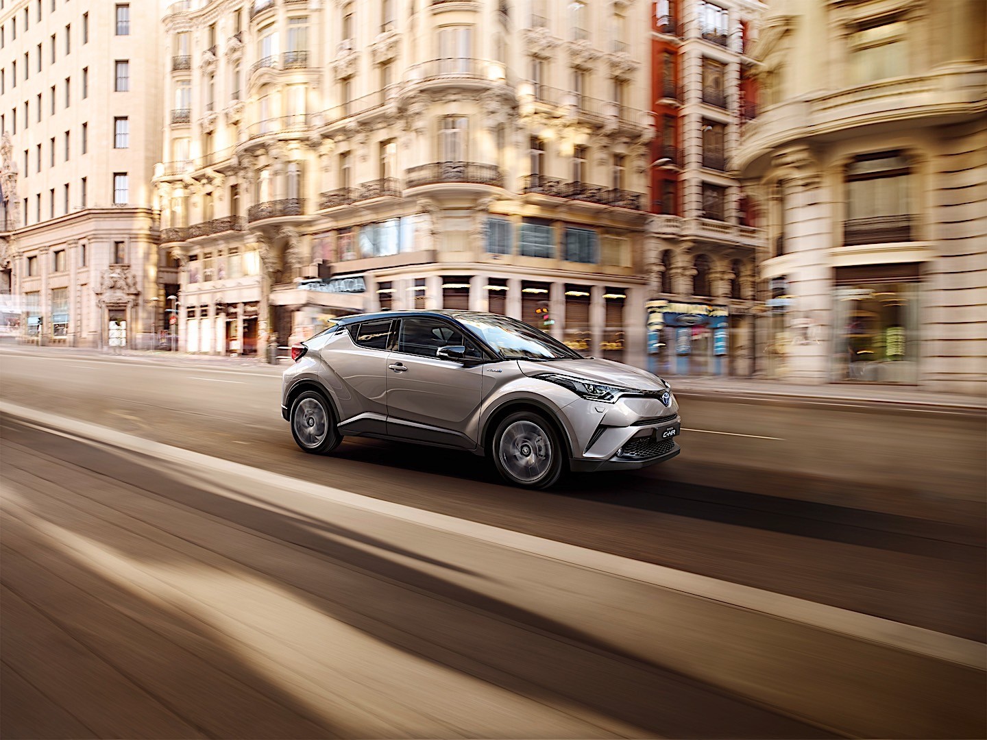 Toyota C-Hr photo 7
