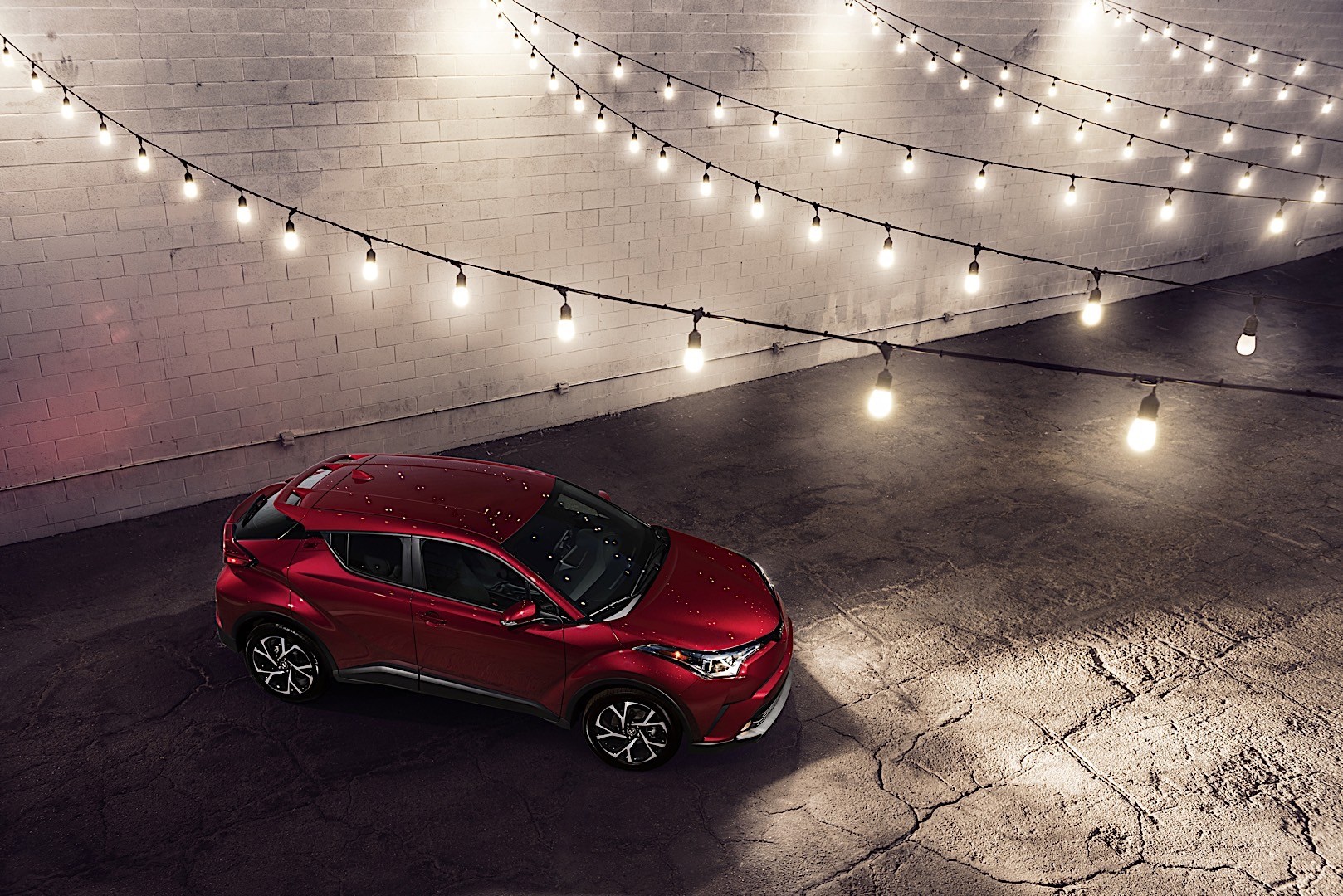 Toyota C-Hr photo 14