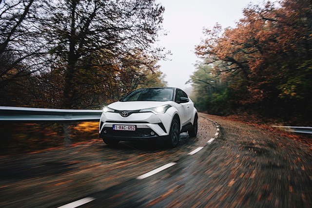 Toyota C-Hr photo 23