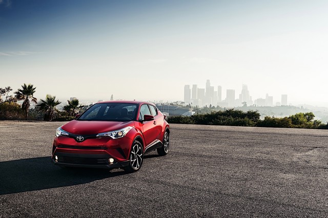 Toyota C-Hr photo 32