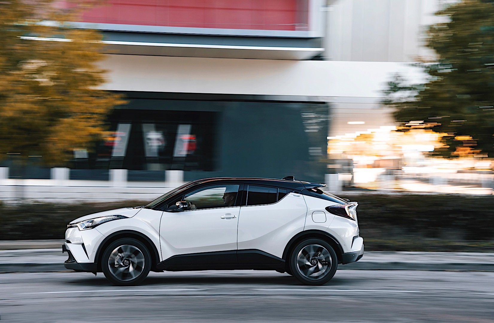 Toyota C-Hr photo 39