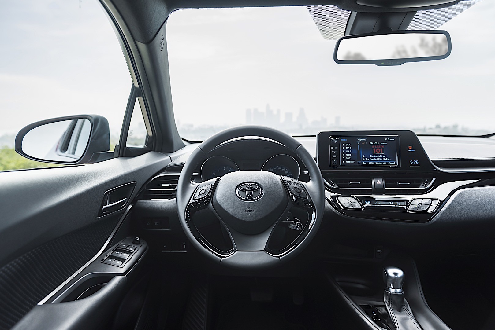 Toyota C-Hr photo 69