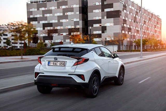 Toyota C-Hr photo 46
