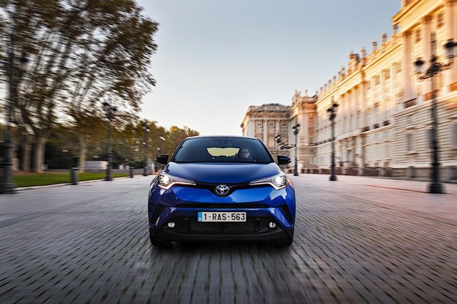 Toyota C-Hr photo 52