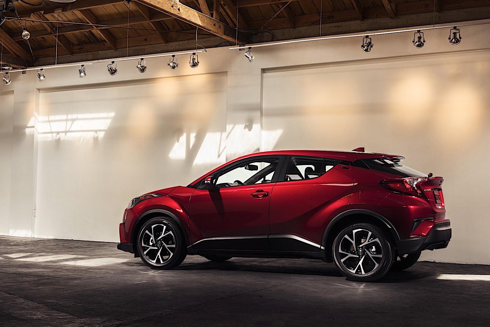 Toyota C-Hr photo 59